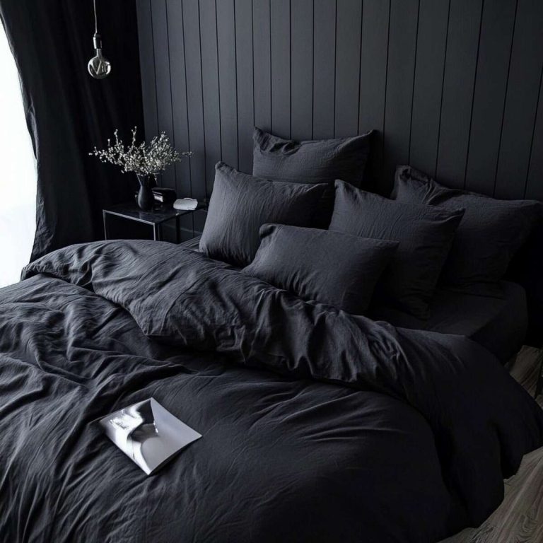 20 Inspiring Black Bedroom Ideas for a Sophisticated Look