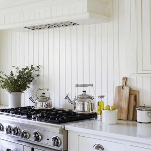 21 White Kitchen Backsplash Ideas to Light Up Your Kitchen