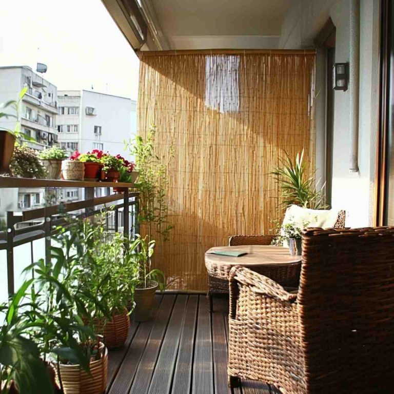 25 Apartment Balcony Privacy Ideas That Actually Work