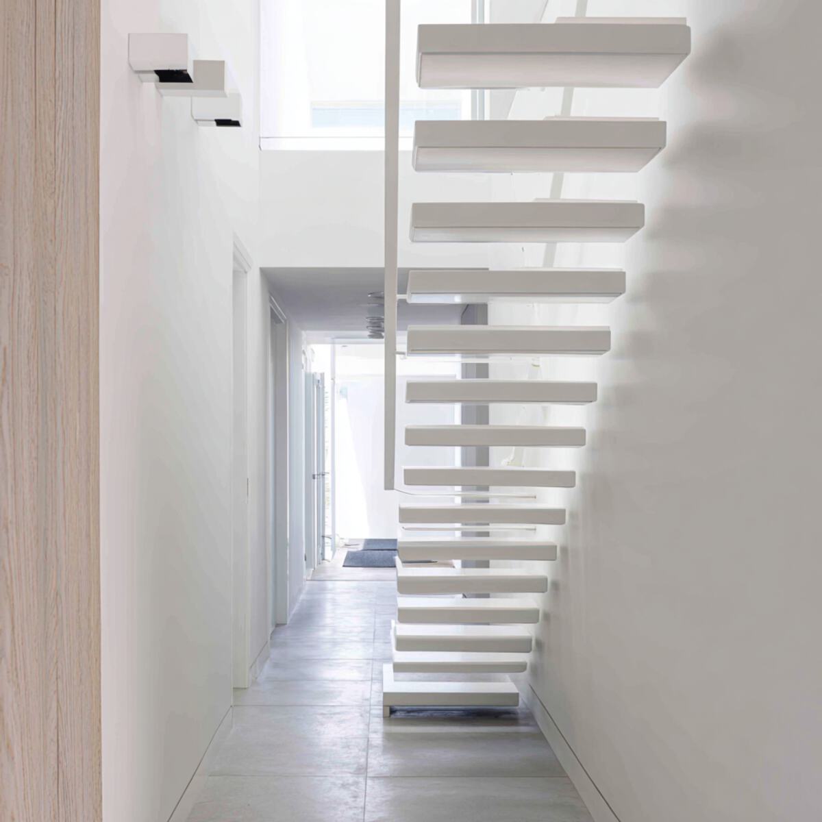 Minimalist White Treads with Hidden Brackets