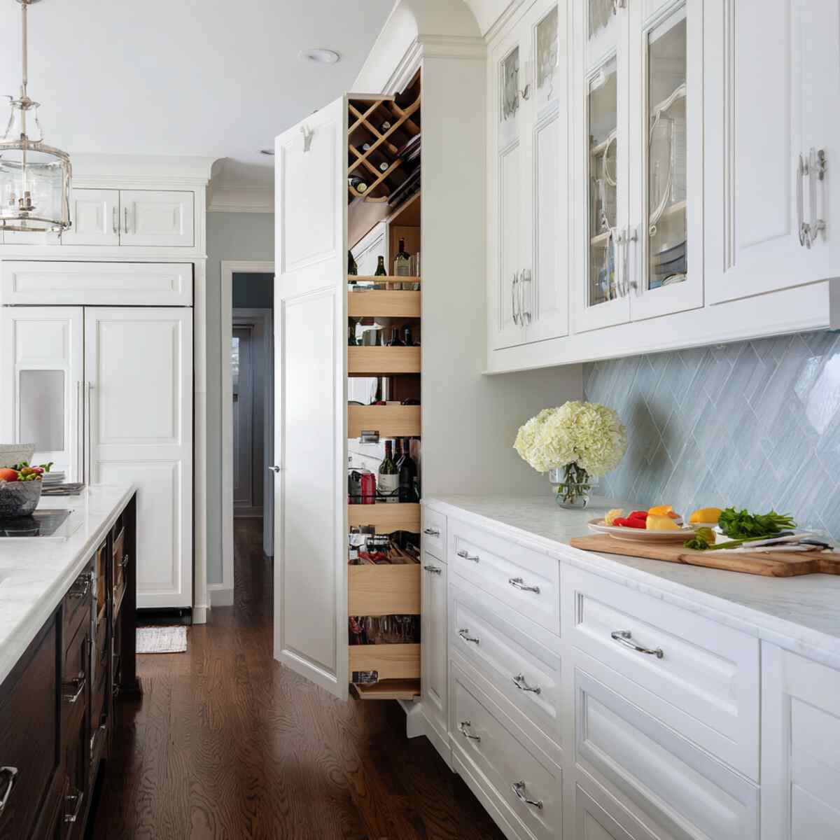 Narrow Pull-Out Between Cabinets
