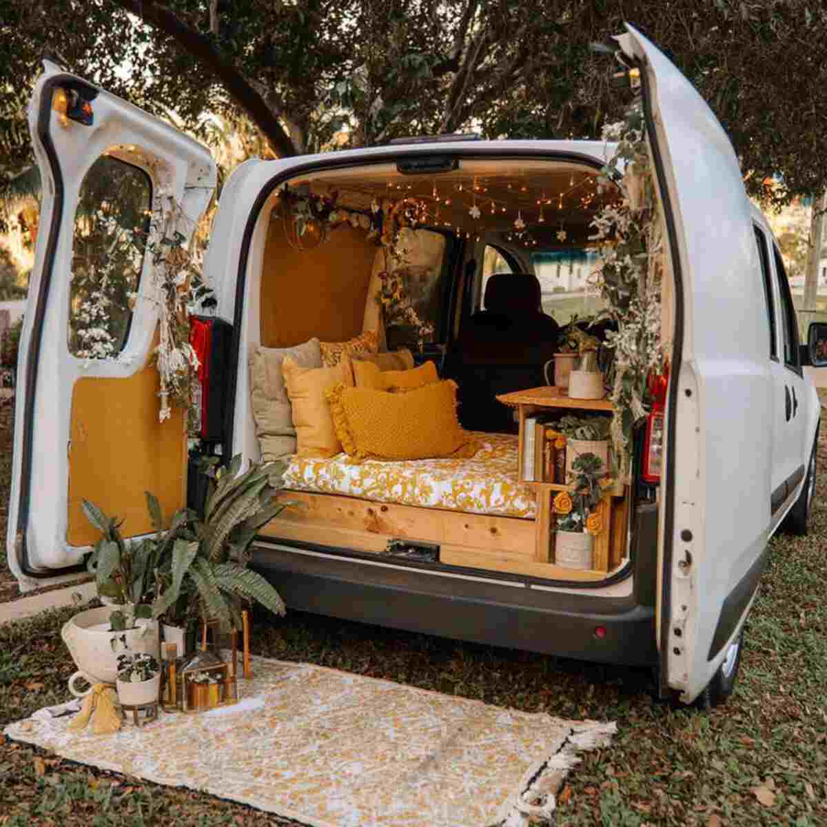 Camper Van Pop-Out Nook