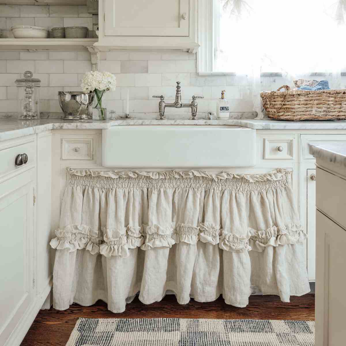 Linen with Ruffled Edges