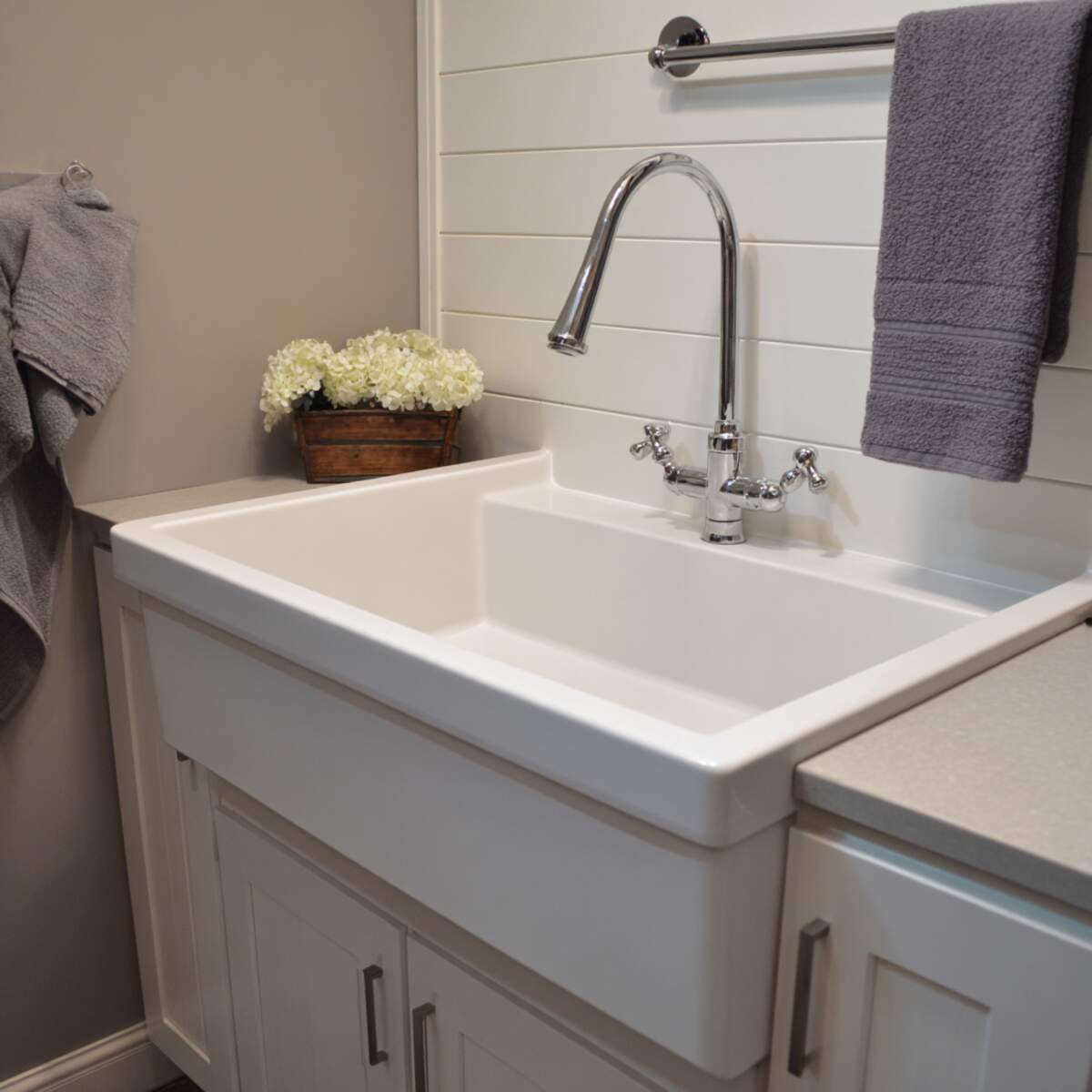 Slop Sink with Backsplash and Sprayer Faucet