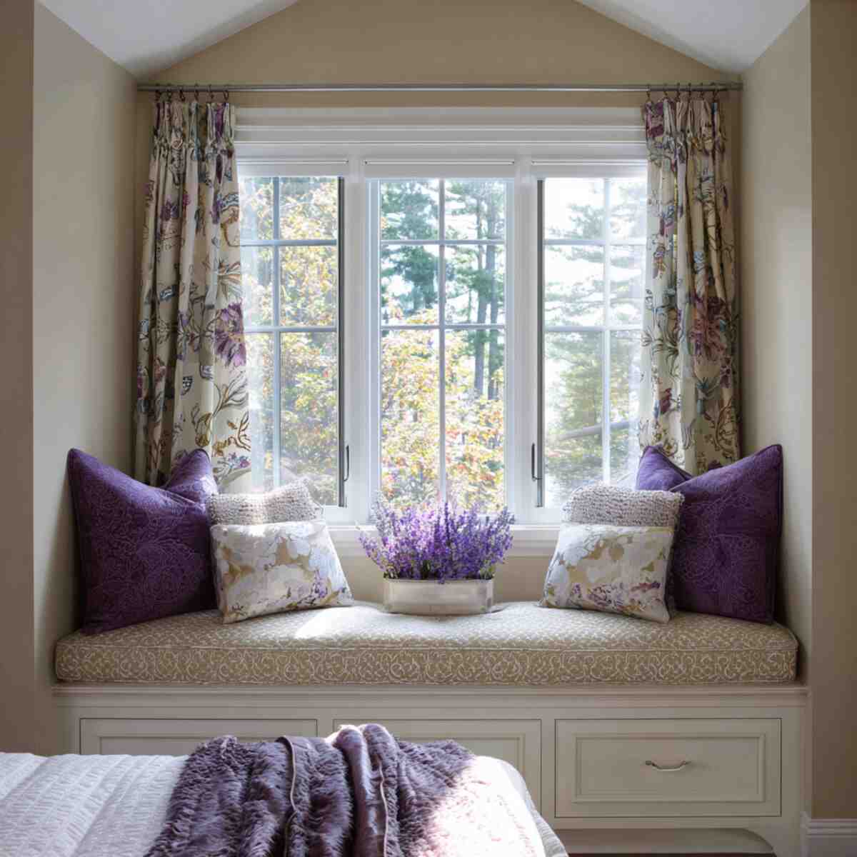 Window Seat with Decorative Side Panels