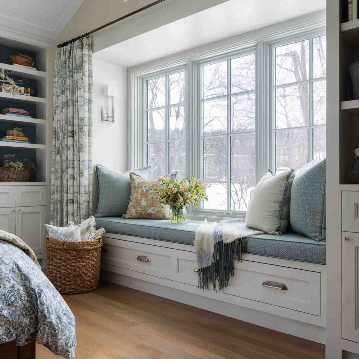 18 Bedroom Window Bench Ideas To Declutter Beautifully Happy Home Hour