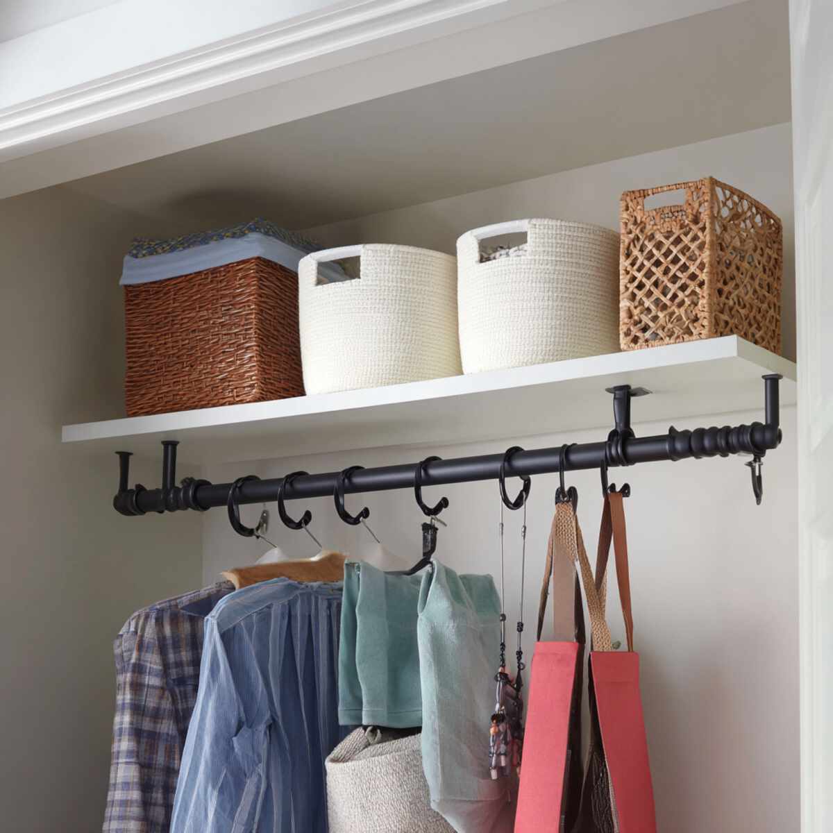 Tension Rod with Hanging Organizers