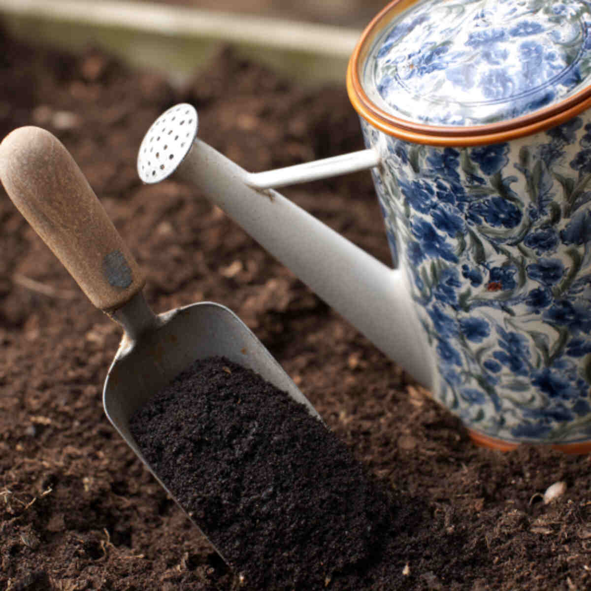 Odor Control in Garden Compost