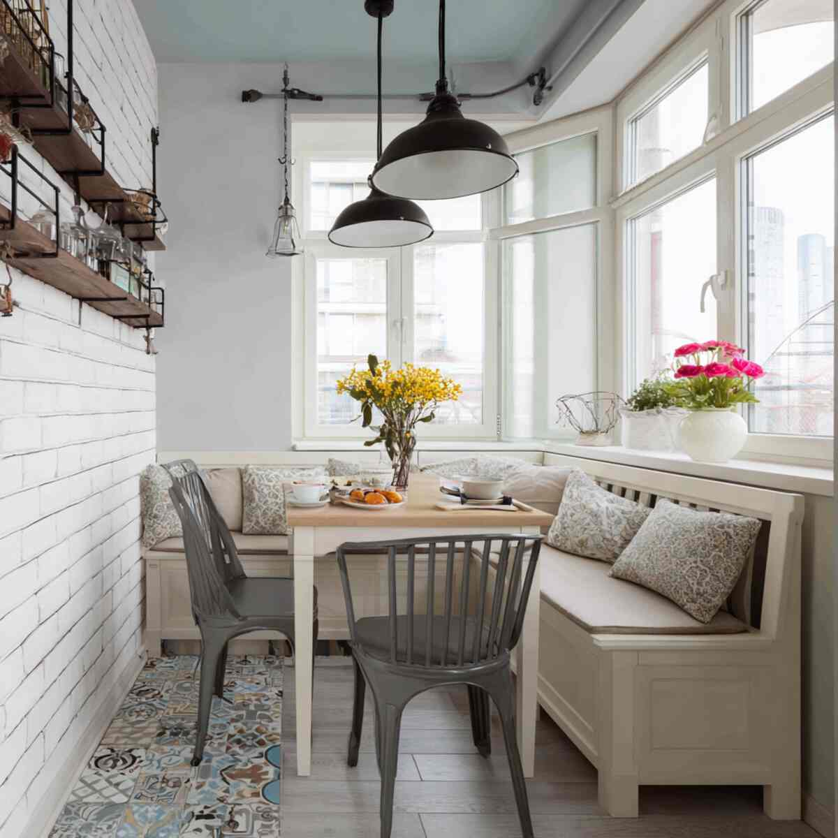 Vintage café-style nook-resized
