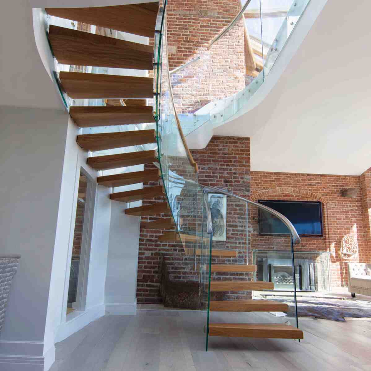 Helical Staircase with Open Risers